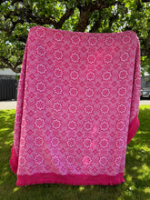 Load image into Gallery viewer, Pink &amp; white woven top