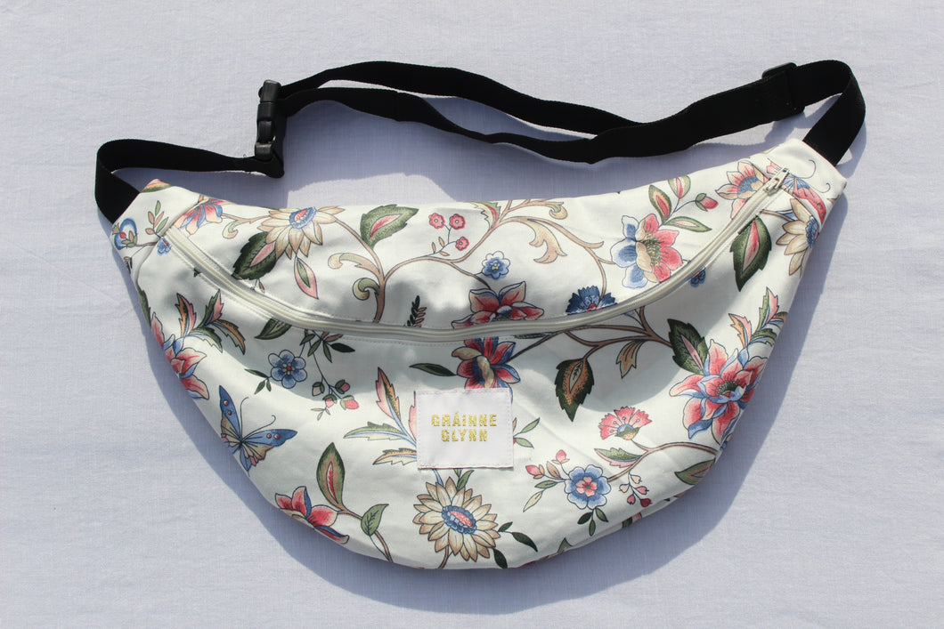 Vintage Floral Crossbody Bag
