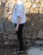 Load image into Gallery viewer, Pink Patterned Shirt
